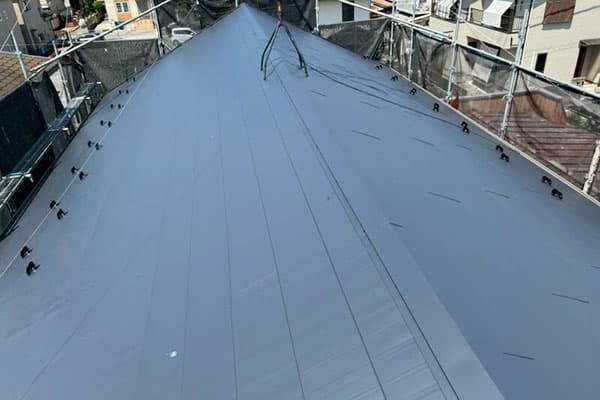 屋根カバー工法