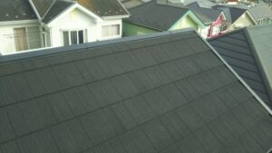 埼玉県さいたま市にて屋根修理エコグラーニにカバー工法