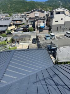 京都市山科区にて屋根修理〈立平葺きへのカバー工法〉 施工後