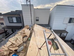瓦屋根修理 施工中