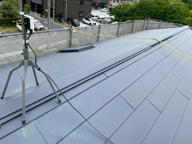 滋賀県大津市にて屋根修理〈横暖ルーフへのカバー工法〉 施工後
