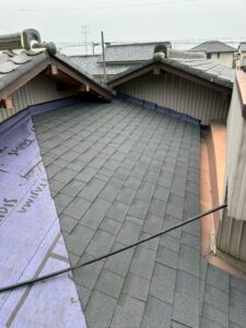 屋根修理 アスファシングル設置