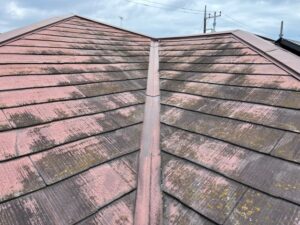 築20年の屋根で見逃されがちな劣化症状とは？点検の目安を解説