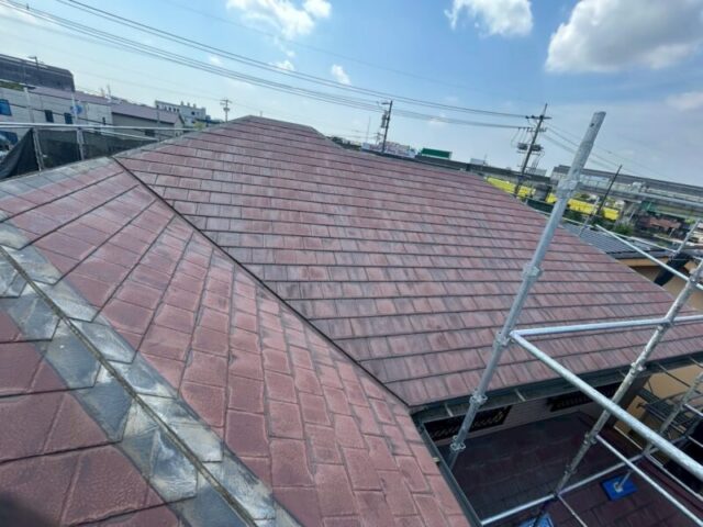 愛知県安城市にて屋根修理・カバー工法〈外壁塗装と屋根修理のセット〉 施工前
