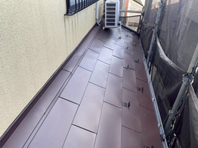 横浜市鶴見区にて屋根修理〈築10年戸建てのカバー工法〉 施工後