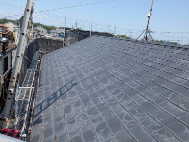 川口市にて屋根修理〈築25年屋根材のひび割れ、色褪せ〉 施工前