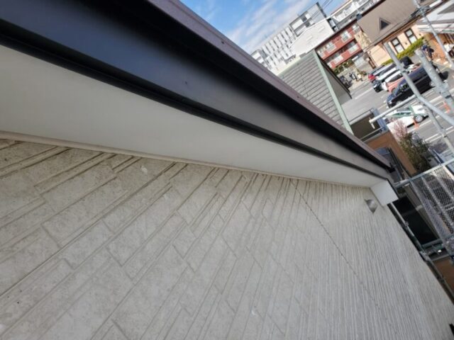 さいたま市岩槻区にて火災保険による破風板の修理 施工後