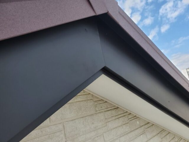さいたま市岩槻区にて火災保険による破風板の修理 施工後