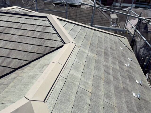 川崎市にて屋根修理〈タフワイドへのカバー工法〉 施工前