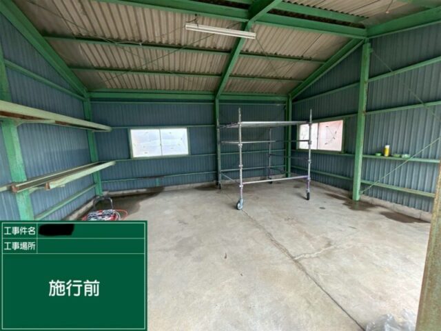 豊田市にて倉庫屋根のメンテナンス〈折板屋根の塗装工事〉 施工前