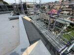 相模原市にて屋根修理〈マンション屋根の新規取り付け〉