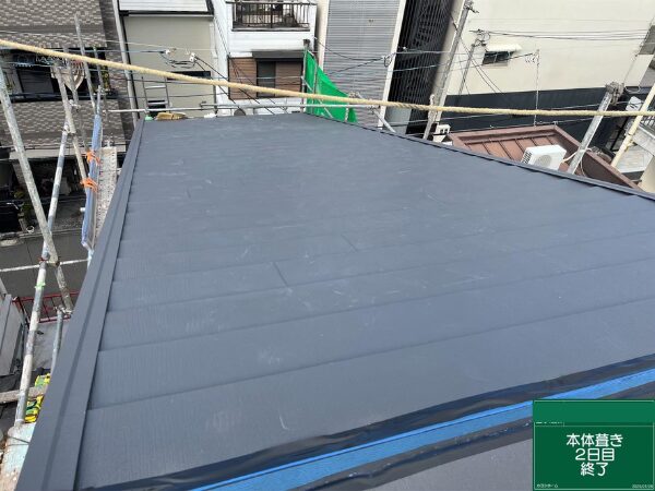 大阪市平野区にて屋根修理〈スーパーガルテクトへのカバー工法〉 施工後