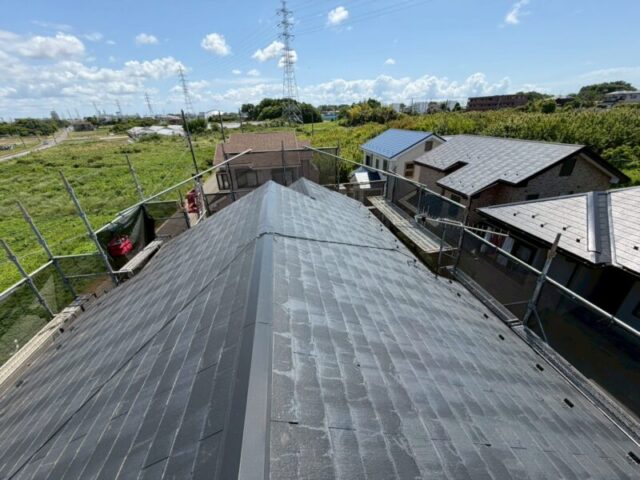 相模原市にて築２５年屋根修理〈軽量屋根材によるカバー工法〉 施工前